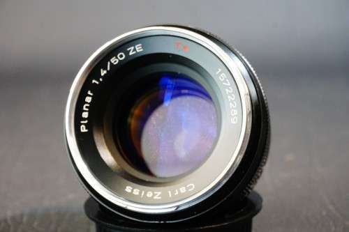 Carl Zeiss Planar T* 50mm F1.4 ZE Lens in Canon EF Mount  **Great Condition**