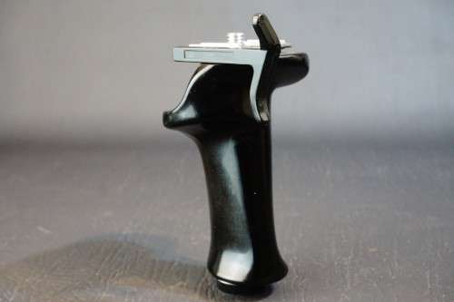 Hasselblad Pistol Grip 45047 Left Hand Grip for V 500 Series Cameras **Good Condition**