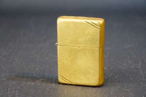 **1985 Repro** Zippo Lighter Bradford PA Made In USA PAT.2032695 5 Lug 1937-1950  **Good Condition**