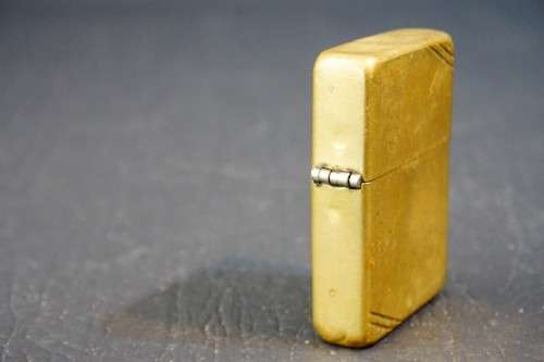 **1985 Repro** Zippo Lighter Bradford PA Made In USA PAT.2032695 5 Lug 1937-1950  **Good Condition**