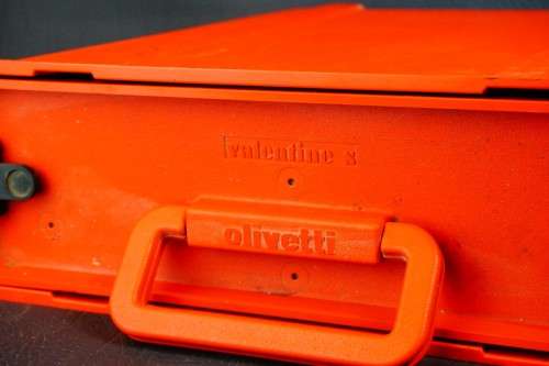 Olivetti Valentine Portable Red Typewriter with Carry Case by Ettore Sottsas **Excellent Condition**