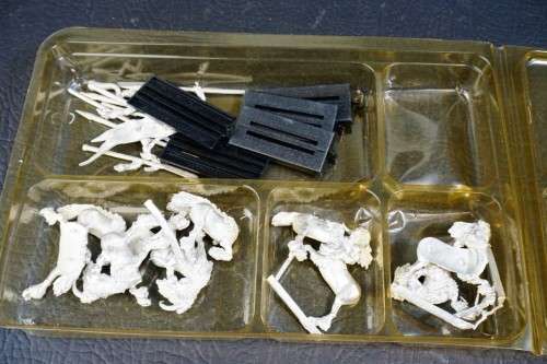 Warhammer Fantasy Beastmen Chaos Centigors NIB Metal - Rare OOP Games Workshop Citadel