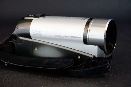 Canon Legria FS200 Handheld Camcorder Digital Video Camera 41 x Zoom **Great Condition**