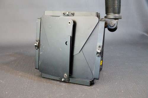 Lowel O1-101 Omni-Ligh With Barn Doors 650 Max Watts, Bulb Included **Great Condition**