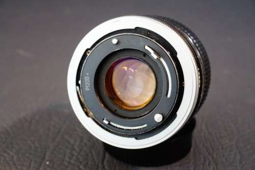 Canon FD 28mm f2 S.S.C Wide Angle MF Lens in Canon FD Mount