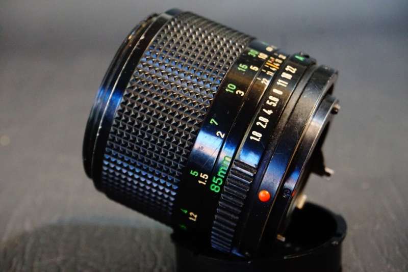 Canon FD 85mm F1.8 Lens in Canon Fd Mount **Good Condition**