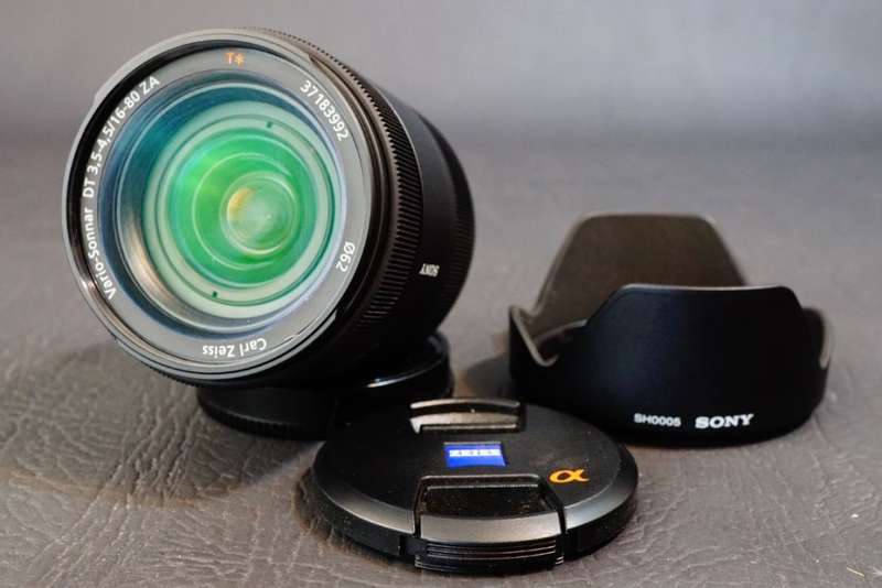 Sony Carl Zeiss Vario-Sonnar DT T* 16-80mm F3.5-4.5 SAL1680Z Alpha A-Mount  **Excellent Condition**