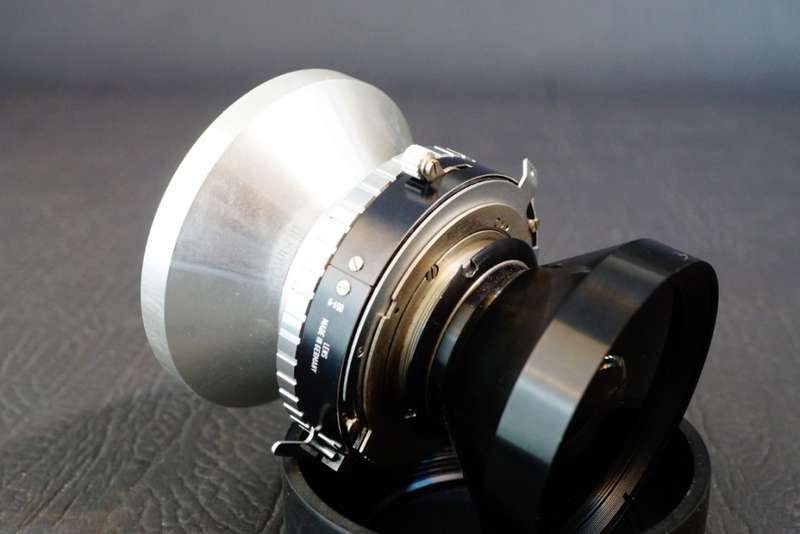Schneider Kreuznach Super Angulon 90mm F8 with Compur Shutter  **Excellent Condition**
