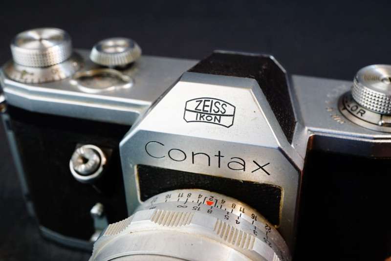 **RARE** Zeiss Ikon Contax S 35mm SLR with Zeiss Biotar 58mm F2 Lens  **Good Condition**