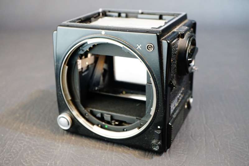Bronica GS1 6x7 Film Camera Body Only