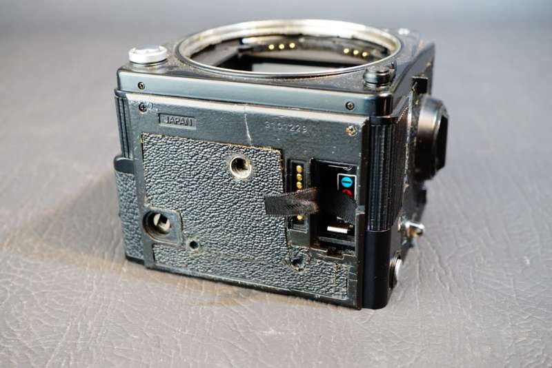 Bronica GS1 6x7 Film Camera Body Only