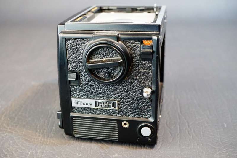 Bronica GS1 6x7 Film Camera Body Only