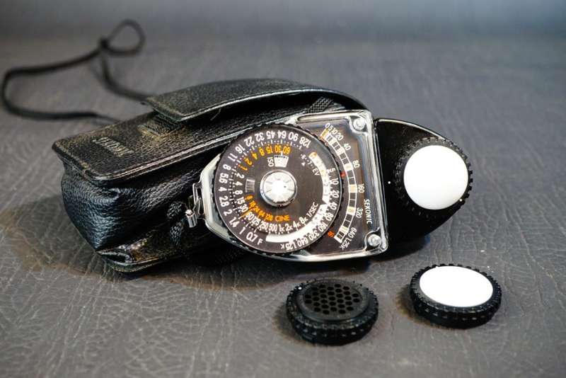 SEKONIC L-398M Studio Deluxe II Light Meter L-398 with Original Case **Excellent Condition**