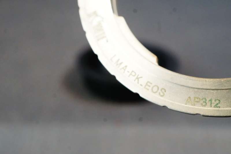 Kiwi Pentax Bayonet K Mount to Canon EOS Adapter **Great Condition**