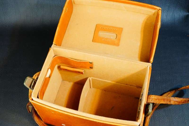 Hasselblad 515 Leather Hard Case in Tan Leather (58401 / CAEFC)