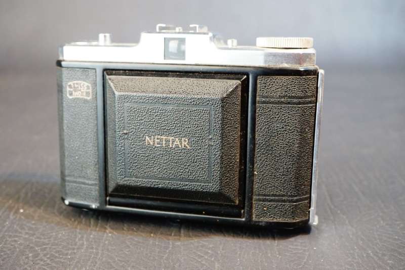 Zeiss Ikon Nettar 6x6 Medium Format Camera with Novar Anastigmat 75mm F6.3 lens **Good Condition**