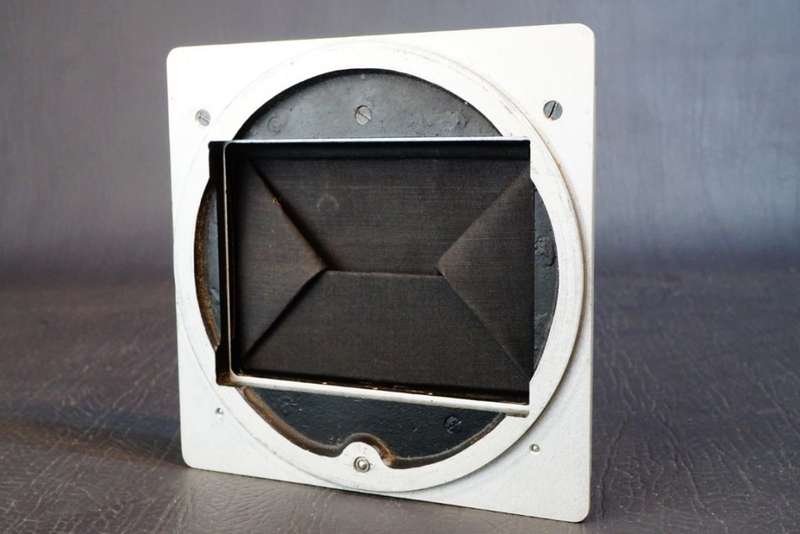 Linhof Technika 9x12cm Rotating Back with Focusing Hood  **Good Condition**