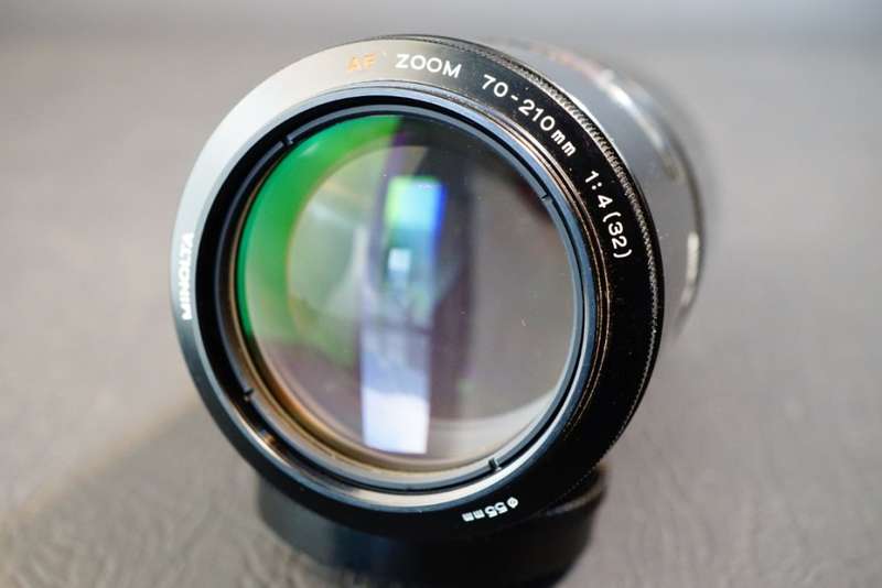 Minolta AF Zoom 70-210mm F4 Lens in Sony Minolta Alpha AF Mount