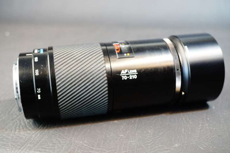 Minolta AF Zoom 70-210mm F4 Lens in Sony Minolta Alpha AF Mount