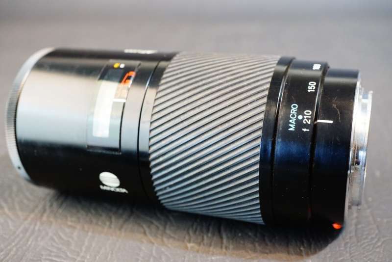 Minolta AF Zoom 70-210mm F4 Lens in Sony Minolta Alpha AF Mount