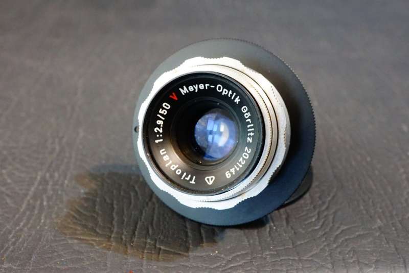 *Bubble Bokeh* Meyer-Optik Gorlitz Trioplan Red V 50mm F2.9 Lens in Canon EF Mount *Great Condition*