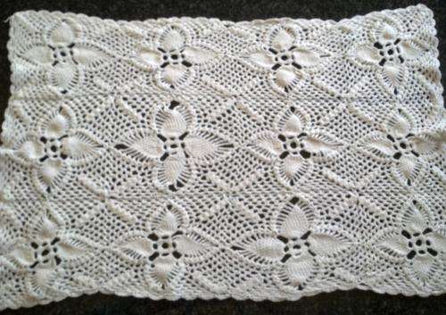 Pineapple crochet runner / doilie - 69cm