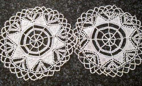 Antique Italian pair tatted doilies off-white