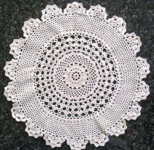 Detailed hand crochet cotton doilie 25cm
