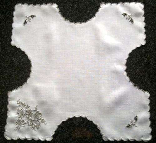 Vintage linen fold over bread warmer