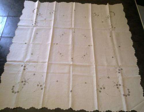 Elegant and pretty Madeira tablecloth
