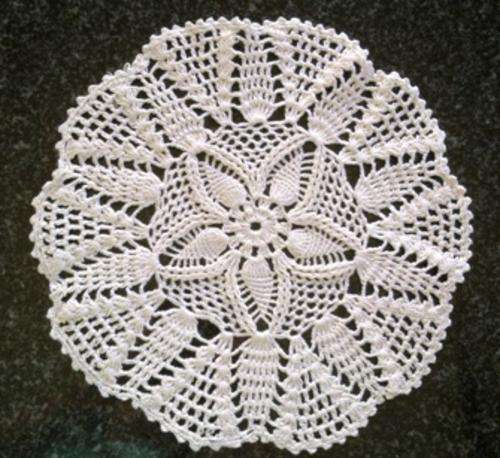 Pretty soft cotton crochet doilie 29cm