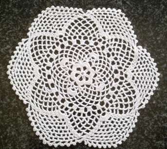 Three pretty white cotton crochet doilies 22cm, 19cm & 18cm