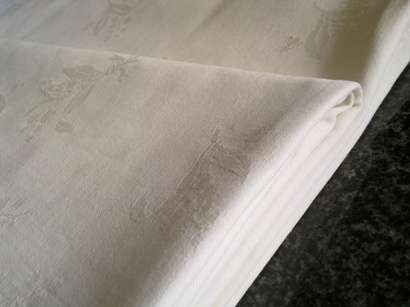 Large vintage cotton Damask tablecloth & 10 serviettes