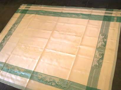 Vintage Rayon Damask tablecloth with six napkins