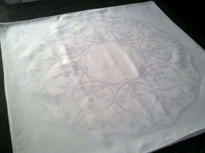 Twelve extra large vintage Damask linen dinner serviettes