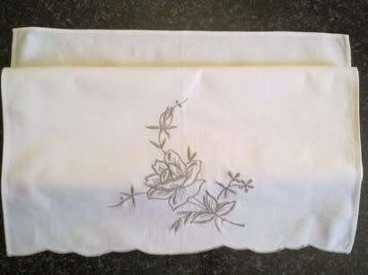 Vintage cotton guest hand towel