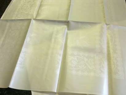 Six perfect Irish linen large dinner serviettes 55cm square never used!