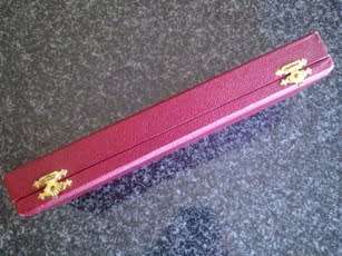 Vintage jewellery presentation case