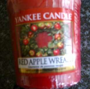 Yankee candles x 2 with glass container