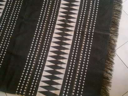 Black and white patterned rug or throw 1.70m