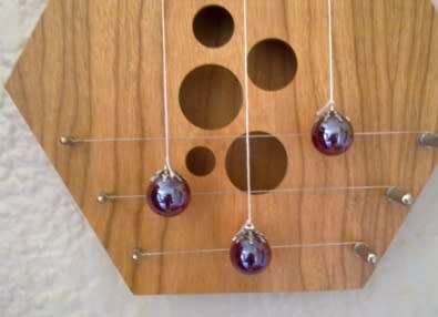 Scandinavian door harp