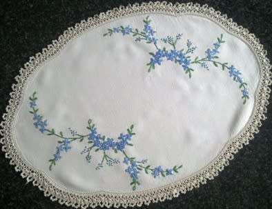 Lovely hand embroidered ivory linen tray cloth 35 x 49cm