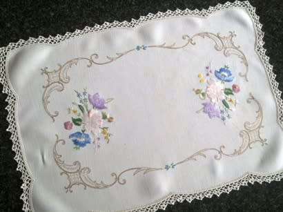 Elegant vintage white linen hand embroidered tray cloth 34 x 48cm
