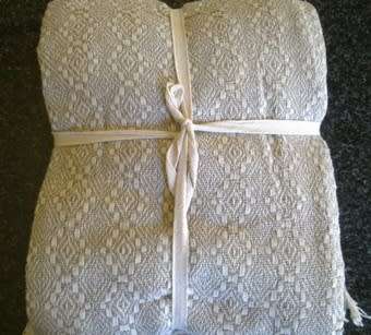 Cream & fawn 100% Cotton throw / bedspread 170 x 300cm