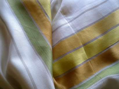 Large vintage cream green and gold Rayon tablecloth - 2.48m