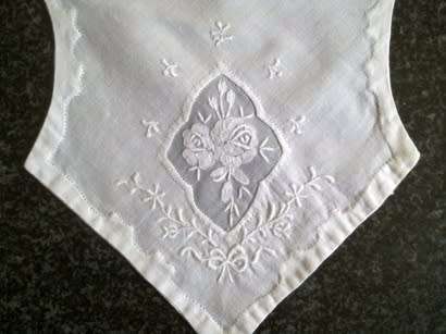 Elegant vintage Madeira white linen fold over bread/muffin warmer