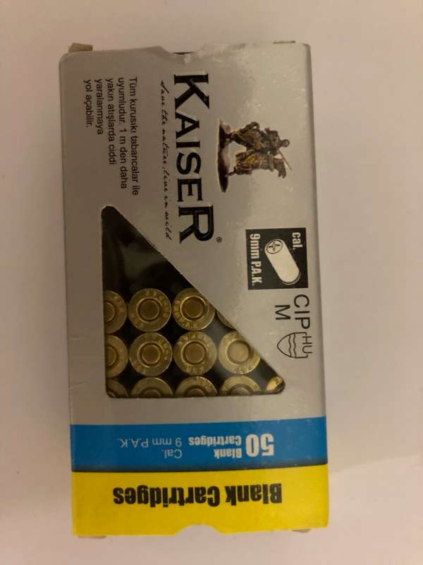 Kuzey A100 9mm blank/pepper pistol, carry case, 25 rounds and holster - never been used