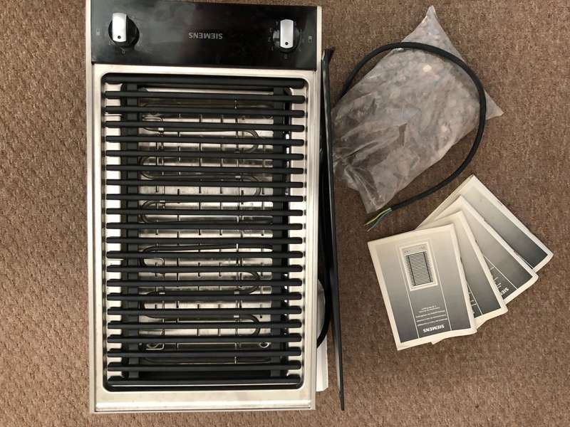 BRAND NEW SIEMENS ET5100  GAS AND ELECTRIC SMOKELESS DOMINO LAVA ROCK BBQ GRILL