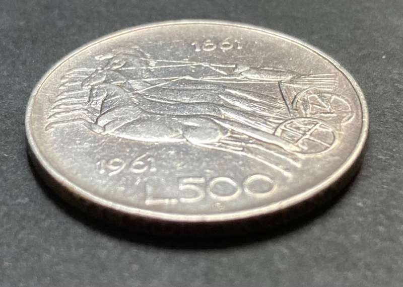 ITALY - 1961  Commemorative 500 Lire Silver coin (11gr)