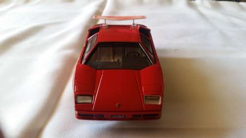 scalextric lamborghini countach
